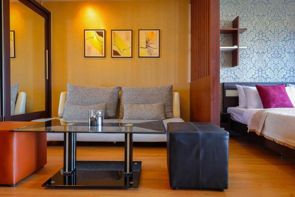 Apartament Luxury Living In Heart Of Nimman Chiang Mai Zewnętrze zdjęcie