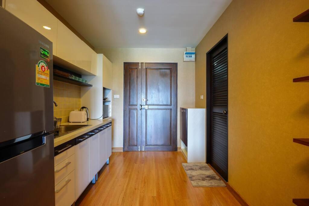 Apartament Luxury Living In Heart Of Nimman Chiang Mai Zewnętrze zdjęcie