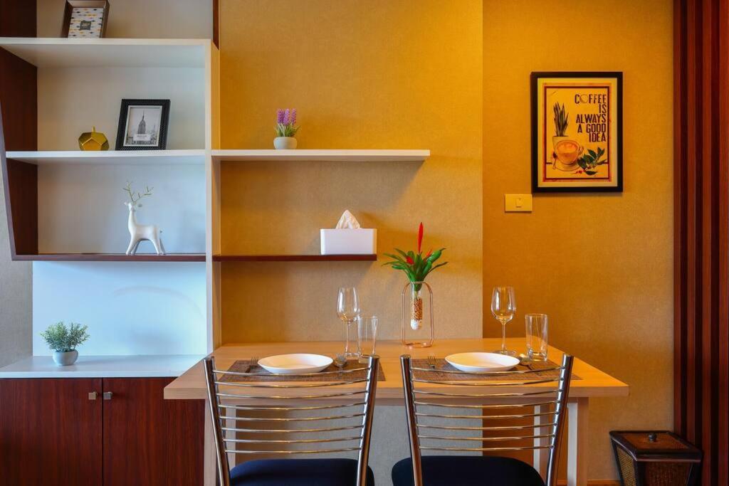 Apartament Luxury Living In Heart Of Nimman Chiang Mai Zewnętrze zdjęcie